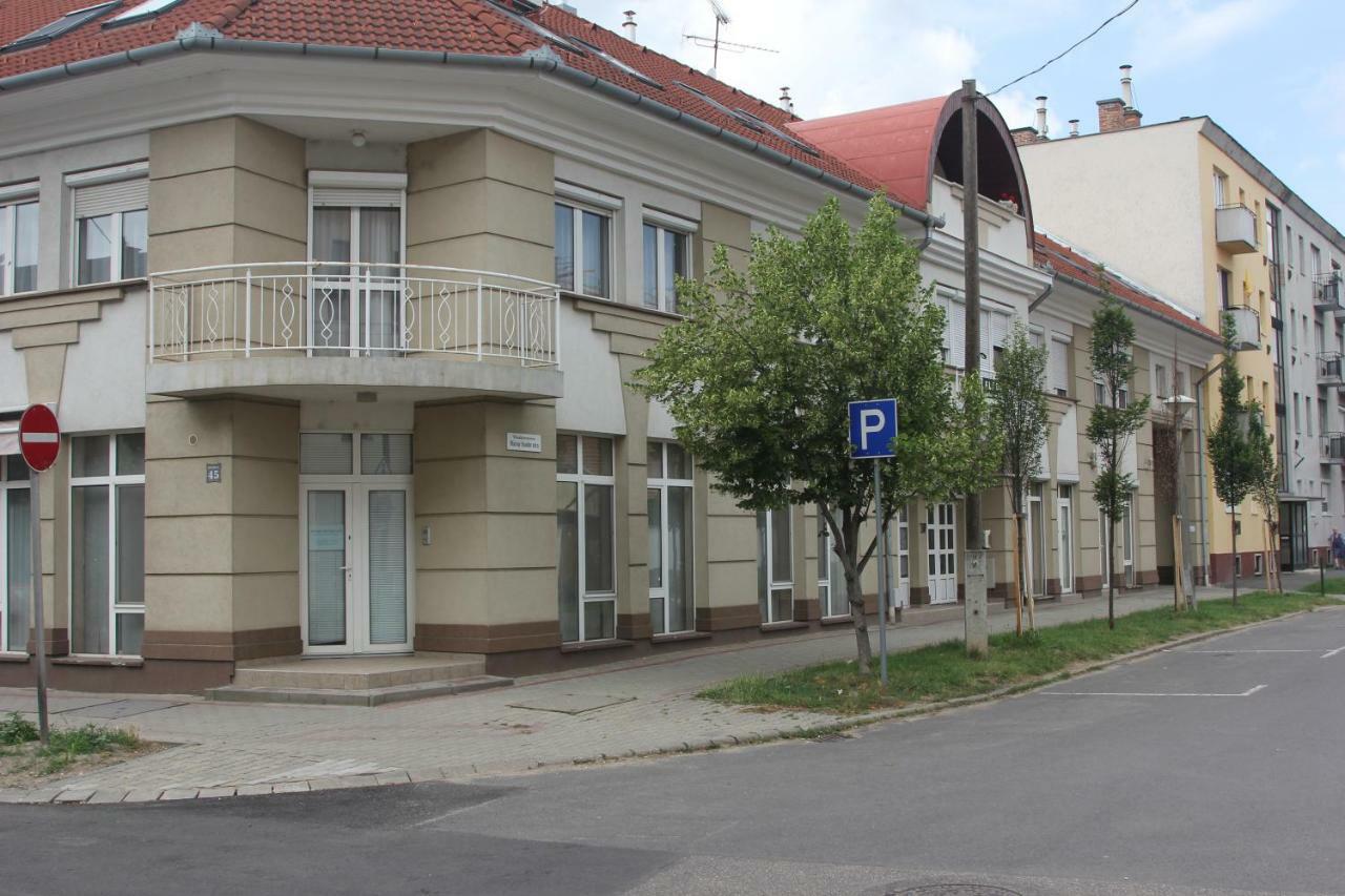 Mox Downtown Apartman Debrecen Luaran gambar
